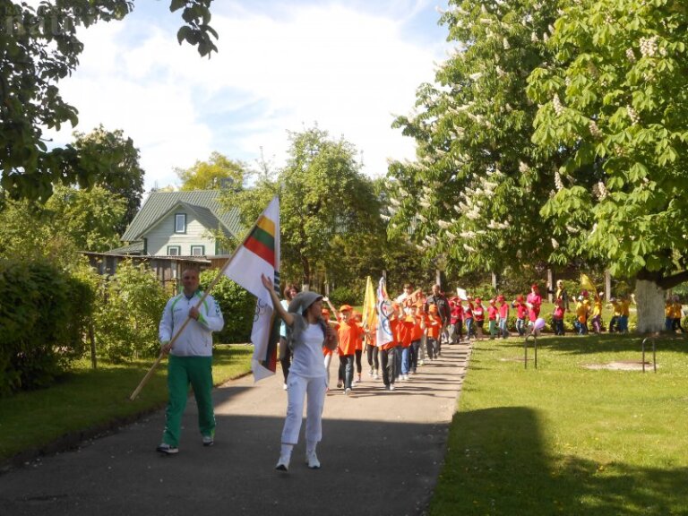 „Žvaigždutėje“ – mažoji olimpiada „Sportuoju aš ir visa šeima“