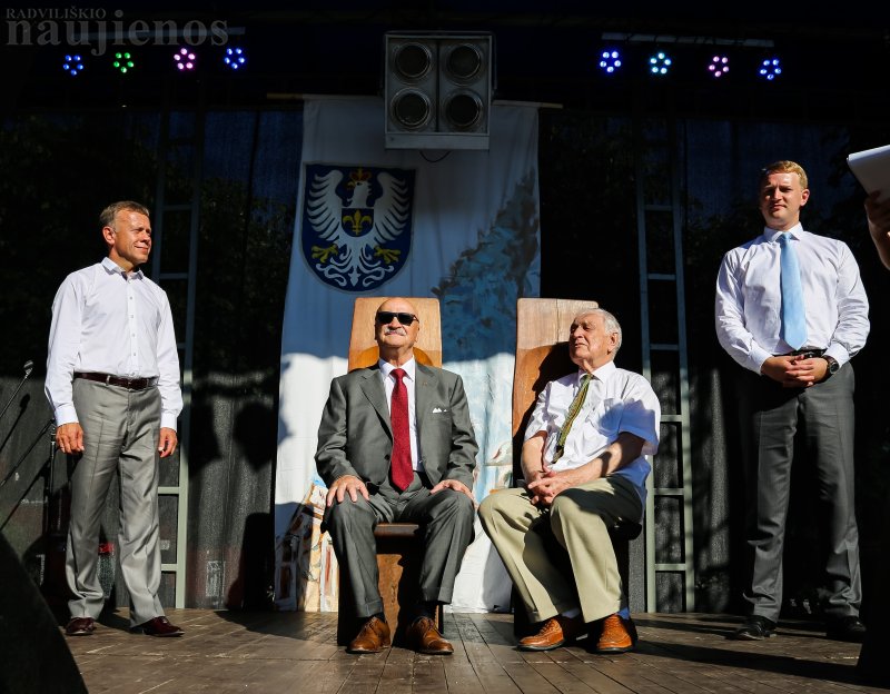 Šiemet fiesta truko net keletą dienų - kartu su Joninėmis šeduviai bei šiam kraštui prijaučiantys dūzgė šventėje„Šeduva – mažoji kultūros sostinė“.
