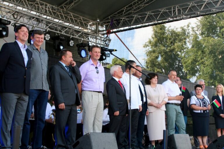Radviliškiečiai trankiai paminėjo miesto gimtadienį