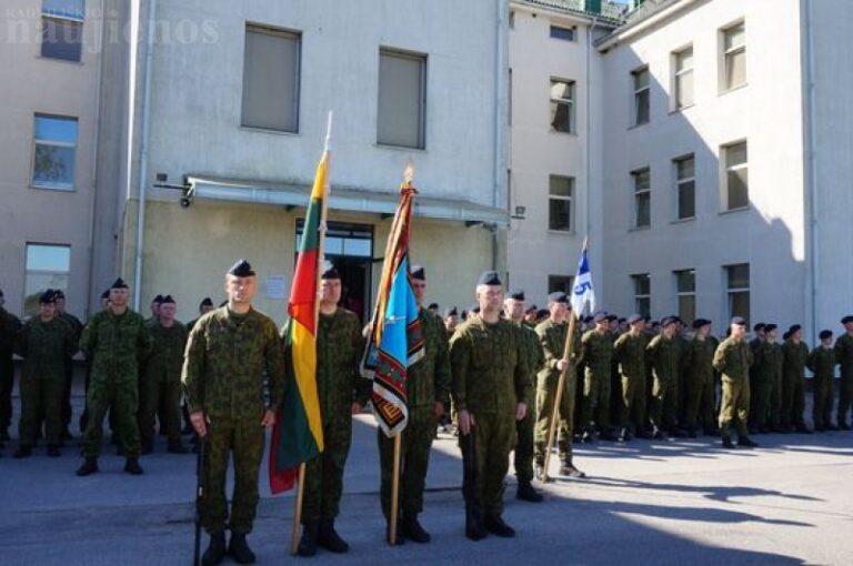 Radviliškyje tarnybą baigė 50 Oro gynybos bataliono šauktinių karių