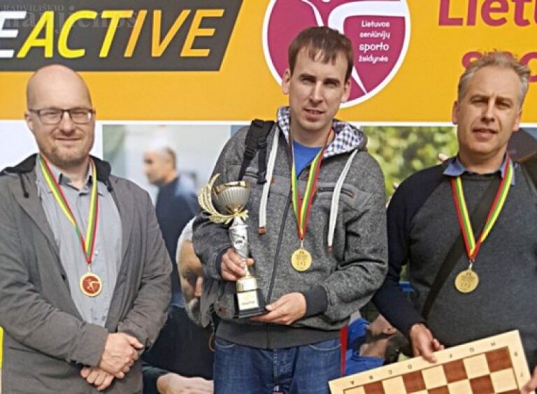 Radviliškio šachmatininkai – Lietuvos IX seniūnijų žaidynių nugalėtojai