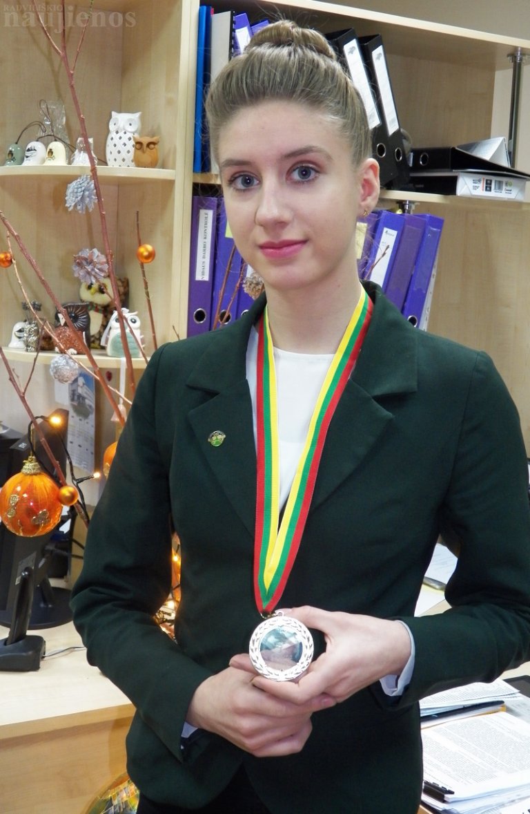 Greta Morkytė – Lietuvos jaunimo dailiojo čiuožimo čempionė