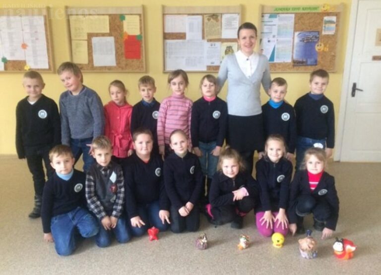 Grinkiškio gimnazijos mokiniai susibūrė į „Taupyklės“ komandą