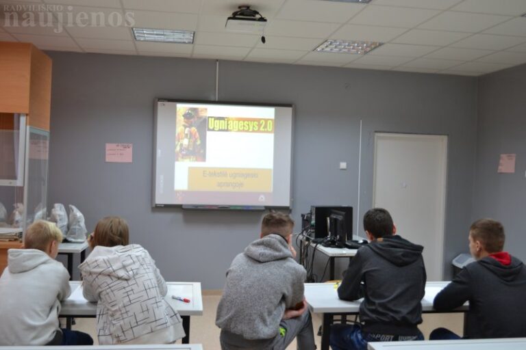 ENGAGE projektas: sudominimas gamtos mokslais