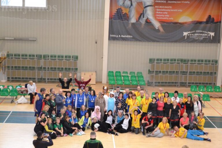 V. Kudirkos pagrindinėje mokykloje sportavo rajono mokytojai