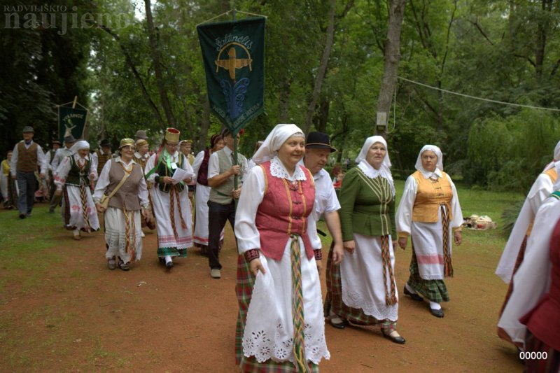 Folkloro sambūris „Nemirštanti tautos gaida“ Baisogaloje vyko jau šešioliktąjį kartą.