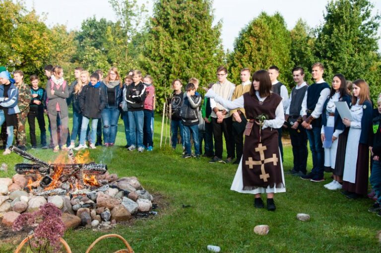 Baisogalos gimnazijoje paminėta Baltų vienybės diena