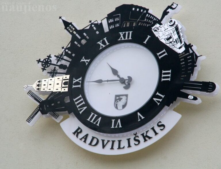 Sekmadienio naktį suksime laikrodžius