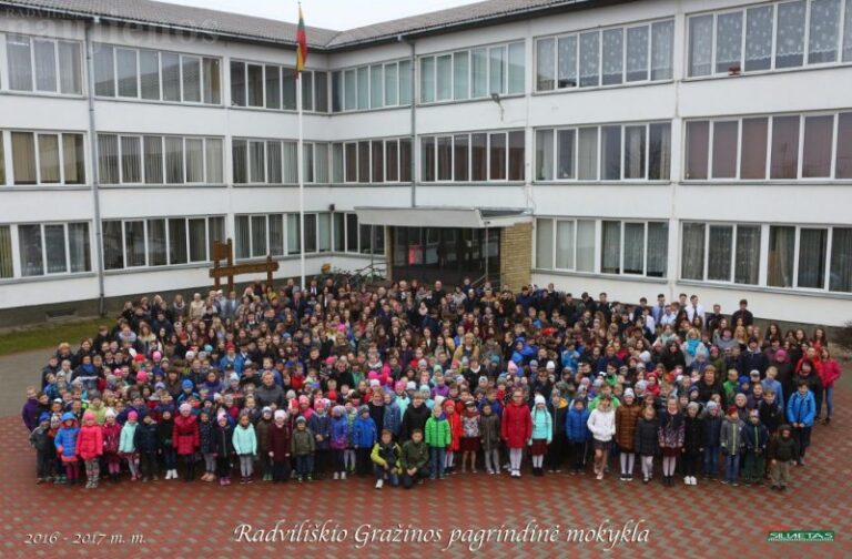 Gražinos pagrindinė mokykla švenčia keturiasdešimtmetį