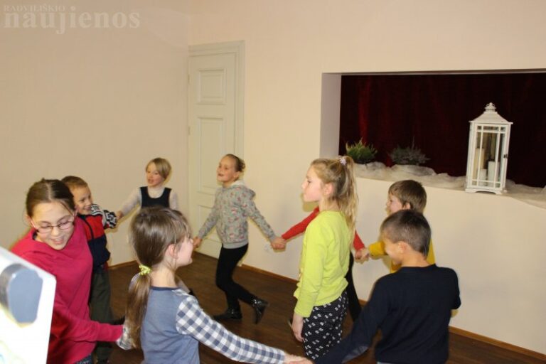 Surengta „Advento popietė“ šeimoms