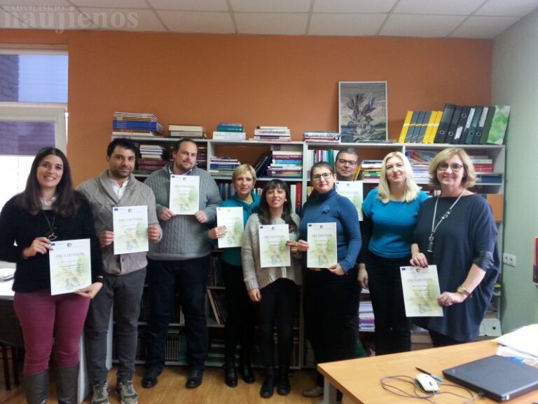 Projekto „PARENTS FACE CHALLENGES: HOW TO HELP THEM“ („Tėvai patiria iššūkių: kaip jiems padėti“) pirmasis partnerių susitikimas
