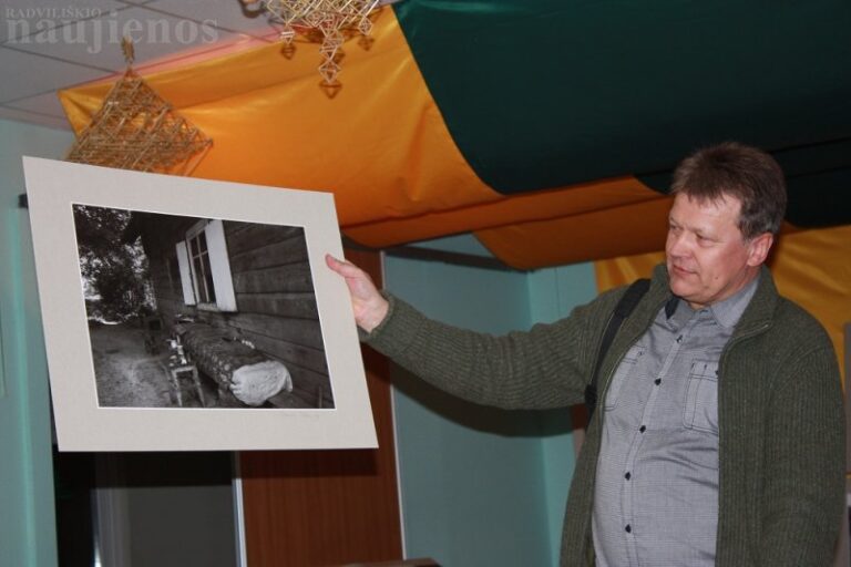 Kraštiečio fotografijos papuošė Viešosios bibliotekos Paveikslų galeriją