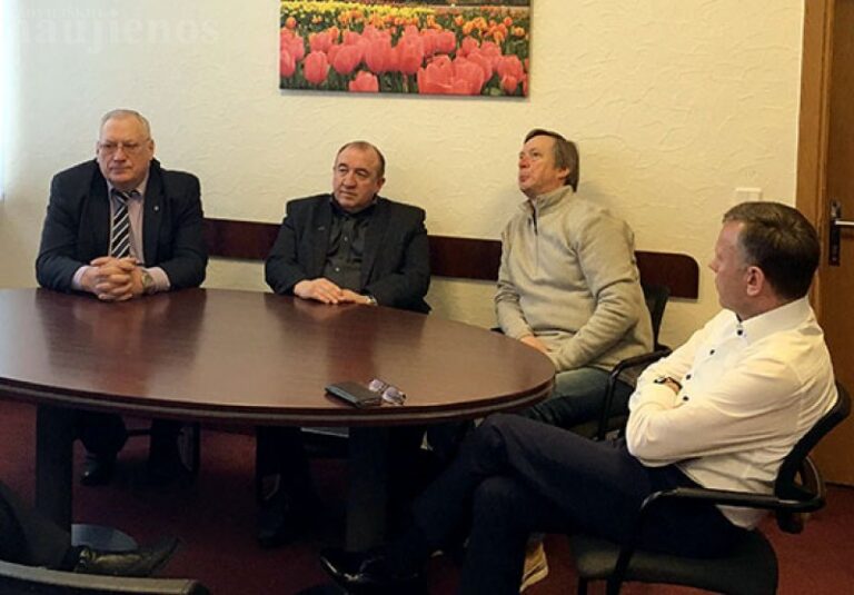 „Lietuvos geležinkelių“ reformos smogė Radviliškiui