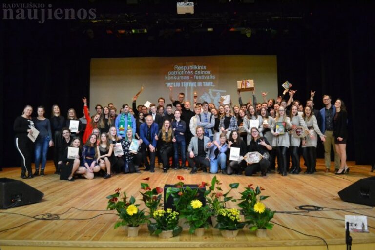 Patriotinės dainos festivalyje – dainos šimtmetį švenčiančiai Lietuvai