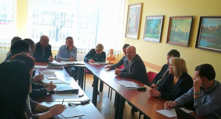 Aptartos kelių, gatvių ir kiemų tvarkymo aktualijos