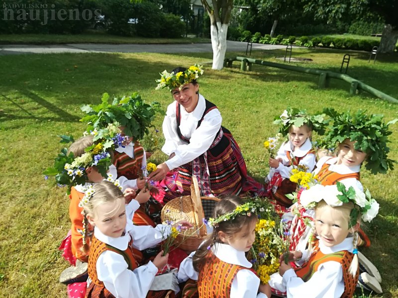 Visi – suaugę ir maži