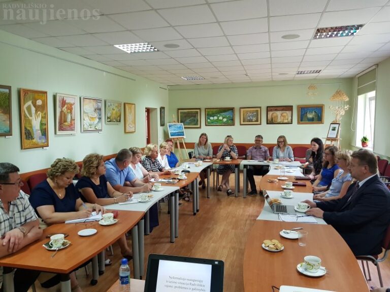 Diskutuota apie neformalųjį švietimą Radviliškio rajone