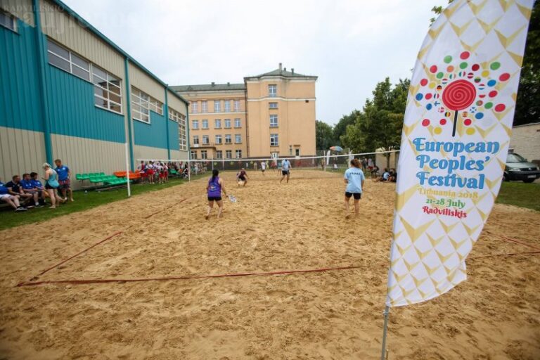 Paplūdimio tenisas: auksas, neįskaičius Lietuvos rezultatų, atiteko ispanams