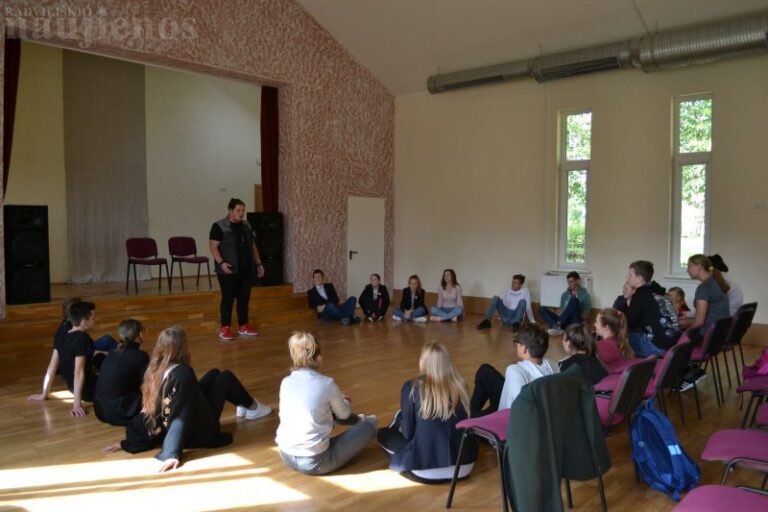 Forumo teatro projektas „Prasminga diskusija“ įsibėgėja