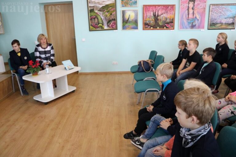 Radviliškio bibliotekoje pristatyta knyga „Jeigu aš matyčiau“