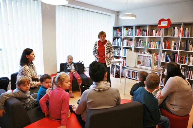 Šiaulių knygų mugėje – Radviliškio viešosios bibliotekos edukacijos