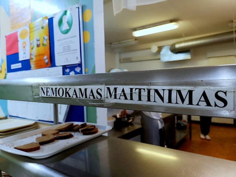 Nemokami pietūs moksleivių nedžiugina