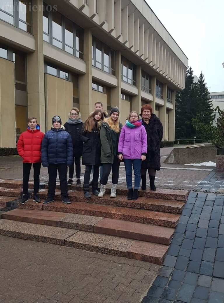 Šeduvos gimnazistų idėjos – tarp šimto geriausiųjų Lietuvoje