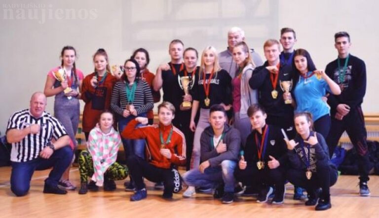 Radviliškio rankų lenkikai iškovojo net 27 medalius!
