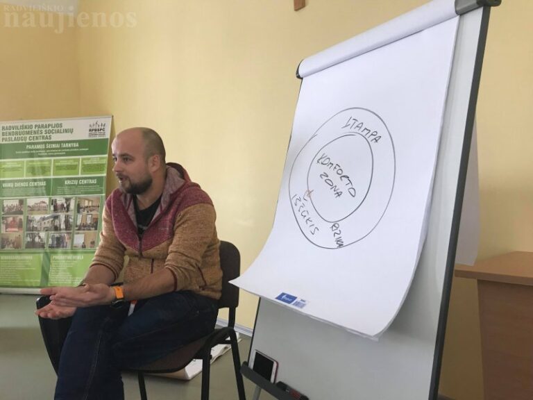 Globėjai ir įtėviai dalyvavo įdomioje treniruotėje