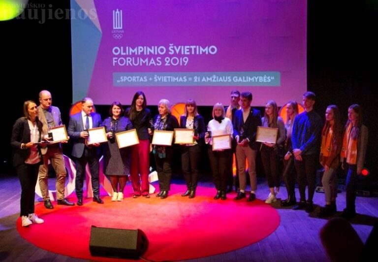 Apdovanojimai – dviem „Eglutės“ lopšelio–darželio pedagogėms