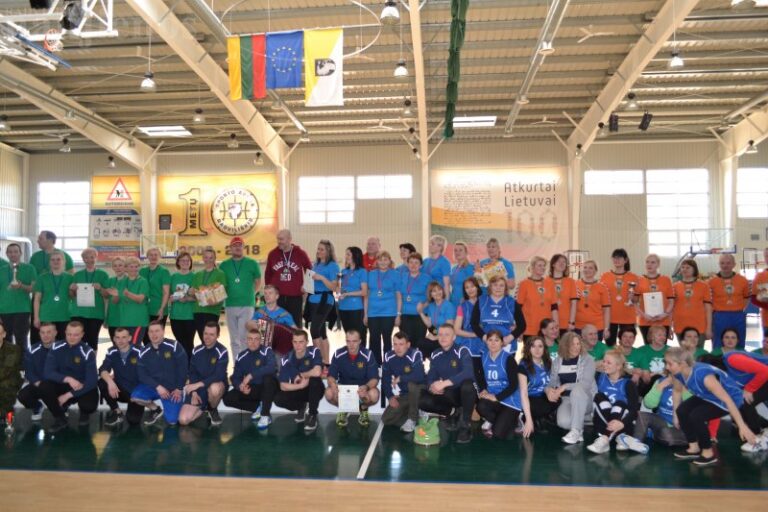 Mokytojai renkasi sportą