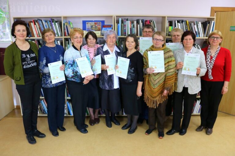 Bibliotekoje – skaitmeninio raštingumo „Skaitmeninės technologijos TAU: ateik, sužinok, išmok“ mokymai