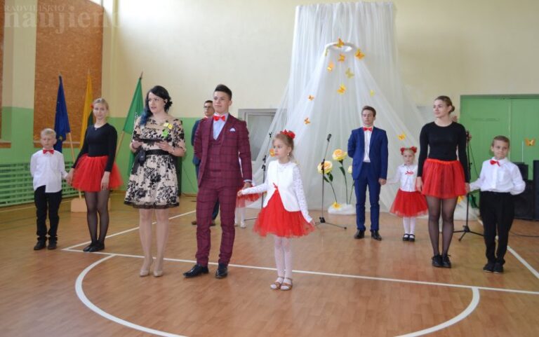 Grinkiškio Jono Poderio gimnazija atšventė 80 metų jubiliejų