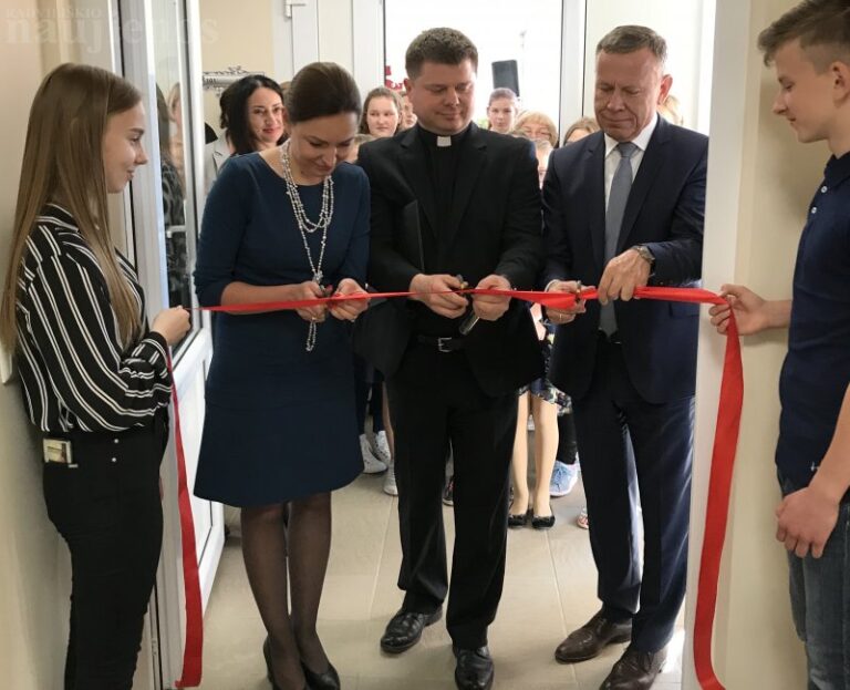 Muzikos mokykloje – dvigubo džiaugsmo šventė