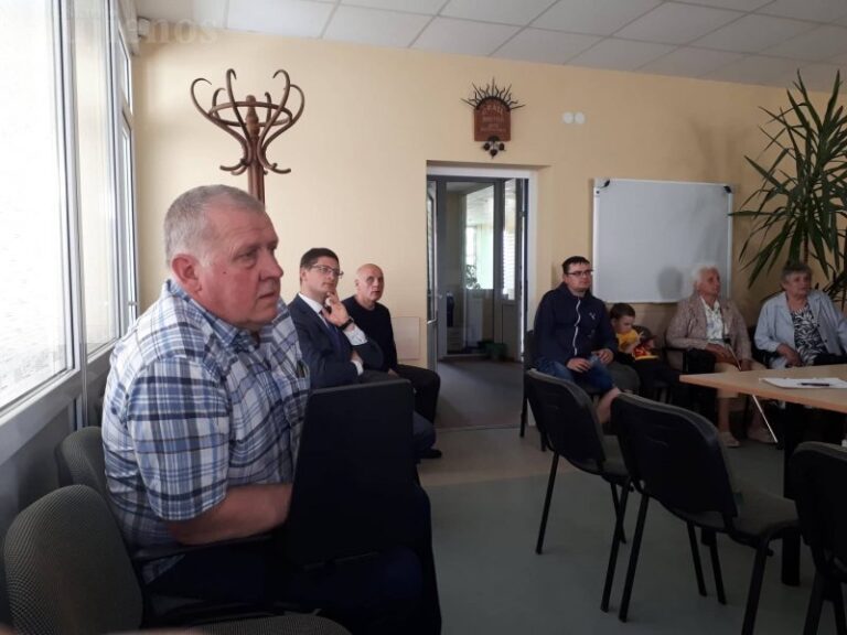 „Susivienijimo“ mikrorajono gyventojams pristatyti poilsio zonos Maironio g. įrengimo projektiniai pasiūlymai