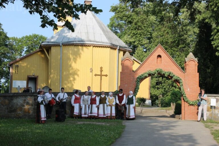 Pociūnėlių mokyklos bendruomenė aktyviai dalyvavo festivalyje „Draugystė“