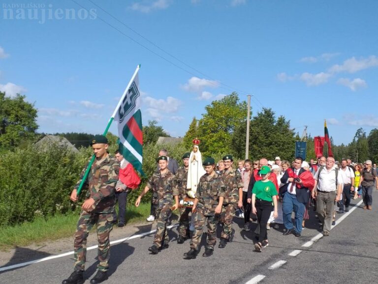 Pergalės eisenoje – ir Baisogalos jaunieji šauliai