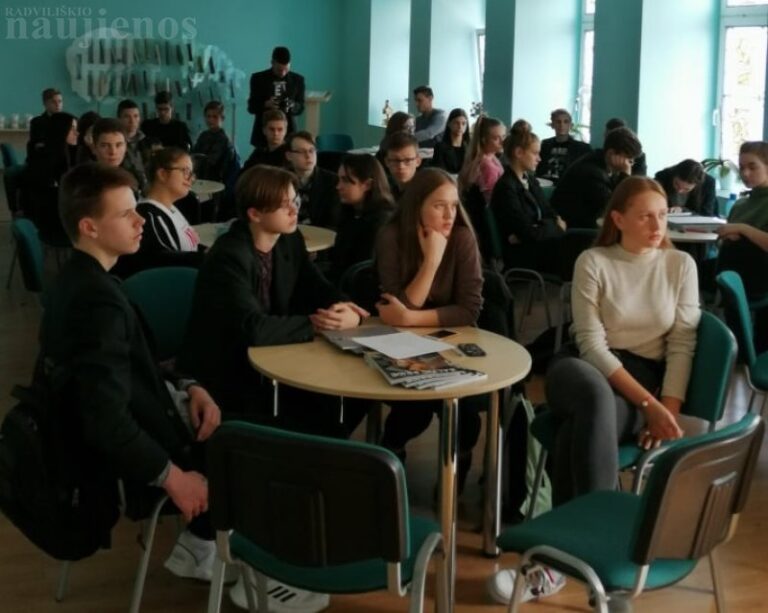 Bibliotekoje – apie religiją ir realybę