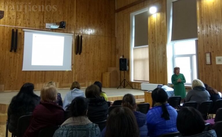 Baisogalos gimnazistų tėvai pabuvo vaikų kailyje