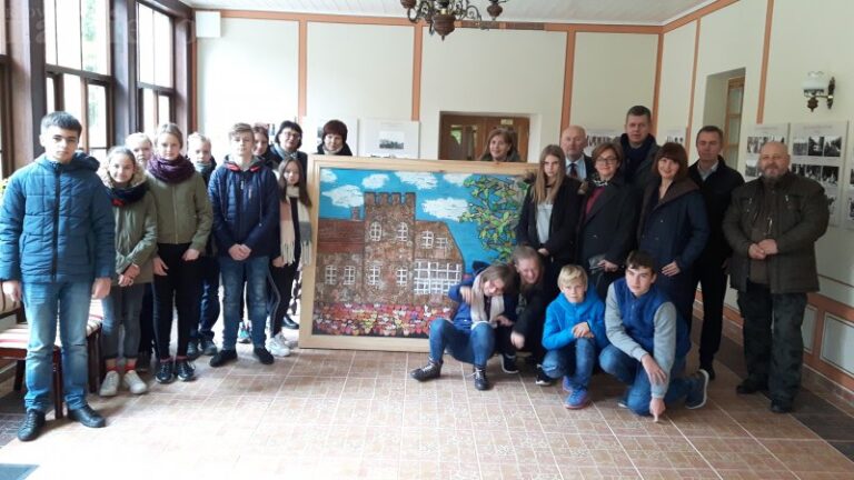 Neįtikėtina gražiniečių dovana Burbiškio dvarui