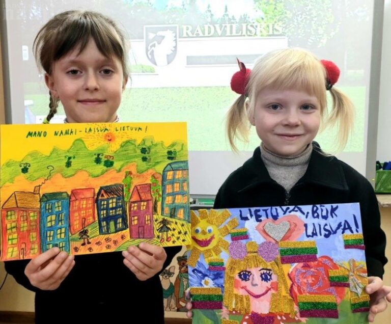 Konstitucijos egzamino II etape sėkmingai pasirodė aštuoni Radviliškio krašto žmonės