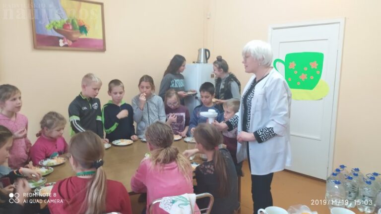 Pociūnėliuose – skani popietė „Sulčių kokteiliai – skanu ir sveika“