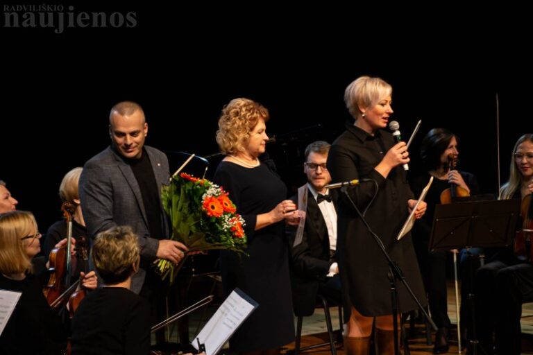 Radviliškio muzikos mokyklai – 55-eri