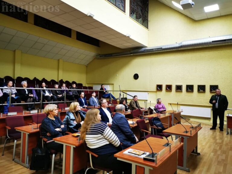 Pristatyti Radviliškio miesto ir Raudondvario dvaro želdinių inventorizacijos ir tvarkymo projektai