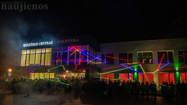 Baisogala garbingai nešė Lietuvos mažosios kultūros sostinės vėliavą