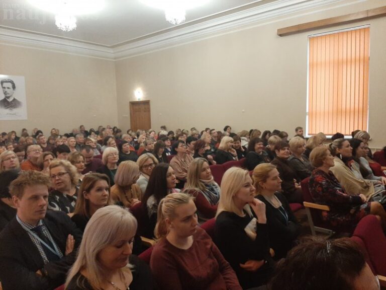 Įkvėpiantys pranešimai konferencijoje „Sveikas mokytojas – sėkmingo ugdymo garantas“