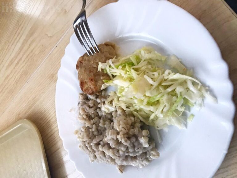 Mokinių maitintojams valdžia užkūrė pirtį
