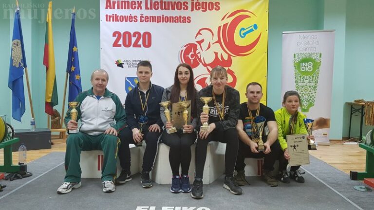 Radviliškio stipruoliai iškovojo penkis aukso ir du bronzos medalius