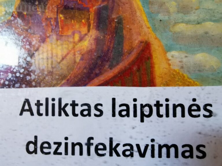 Įspėjimas daugiabučių gyventojams: būtina dezinfekuoti laiptines