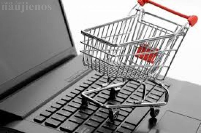Policija įspėja: pirkdami internetu neužkibkite ant sukčių kabliuko